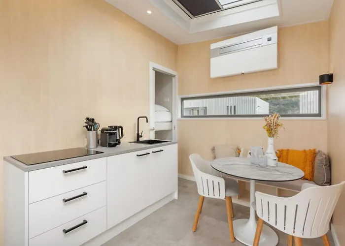 Droomvilla - Gedeeltelijk Zeezicht